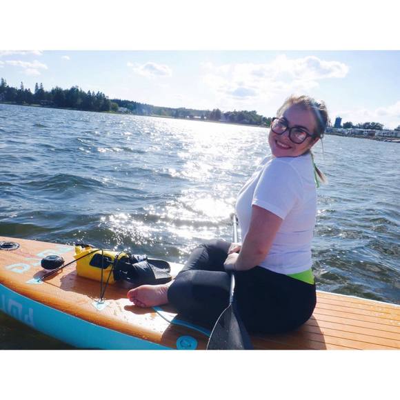 Meet your Posher, Jen - Picture 1 of 1